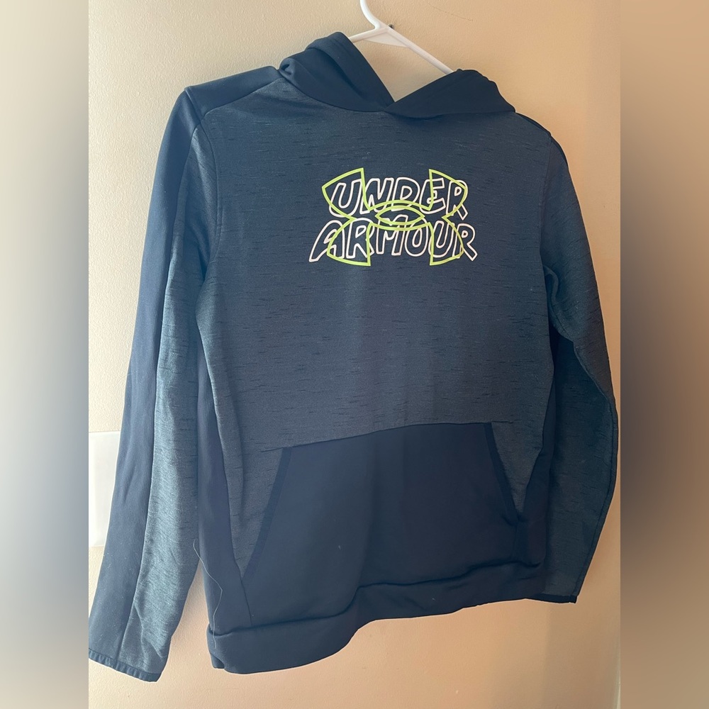 Under Armour Black & Gray Hoodie Size XL